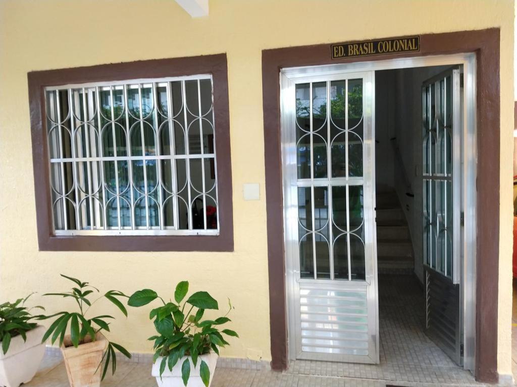 Apto Canto Do Forte - Praia Grande - Local Privilegiado - 100 Metros Da Praia - Internet Inclusa Dış mekan fotoğraf